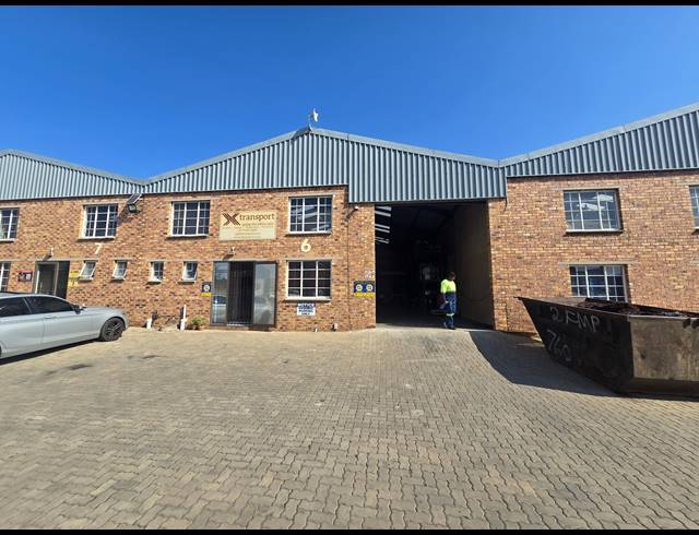 280M² WAREHOUSE TO LET IN ANDERBOLT
